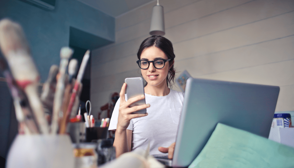 painter woman making native video